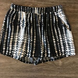 Black and white printed shorts